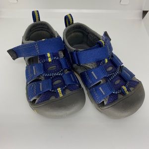 Keen Size 5 (Toddler)